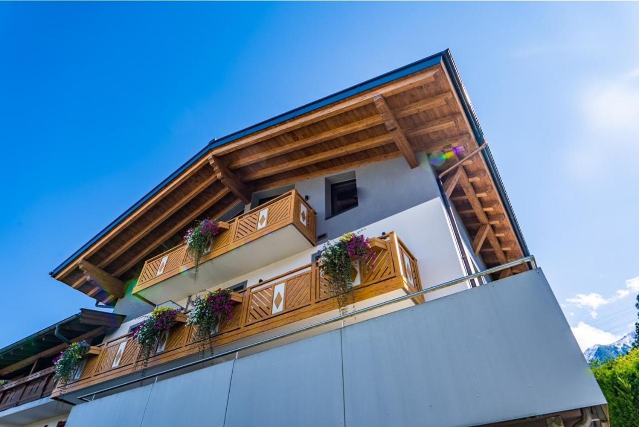 Bernstein Appartements คาพรูน ภายนอก รูปภาพ
